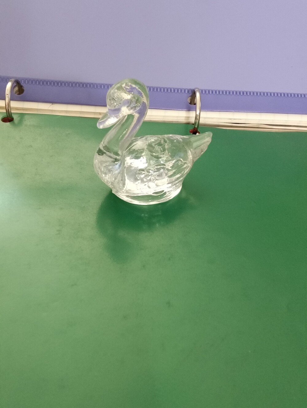#1542 Clear Glass Swan Figurine - Elegant Home Art Accent